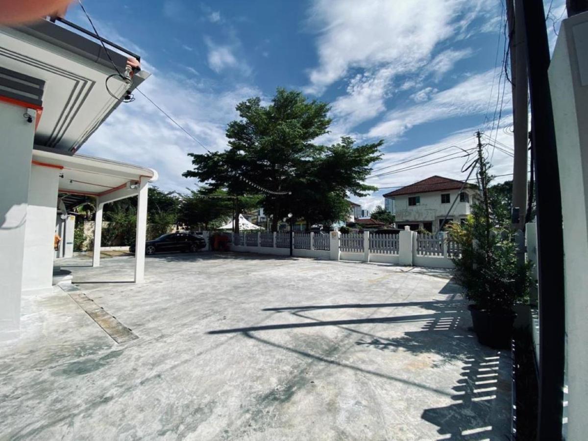 Ardour Lodge "A" Wing Tanjung Bungah  Exterior photo